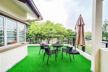 End Lot Double Storey @ Denai Alam