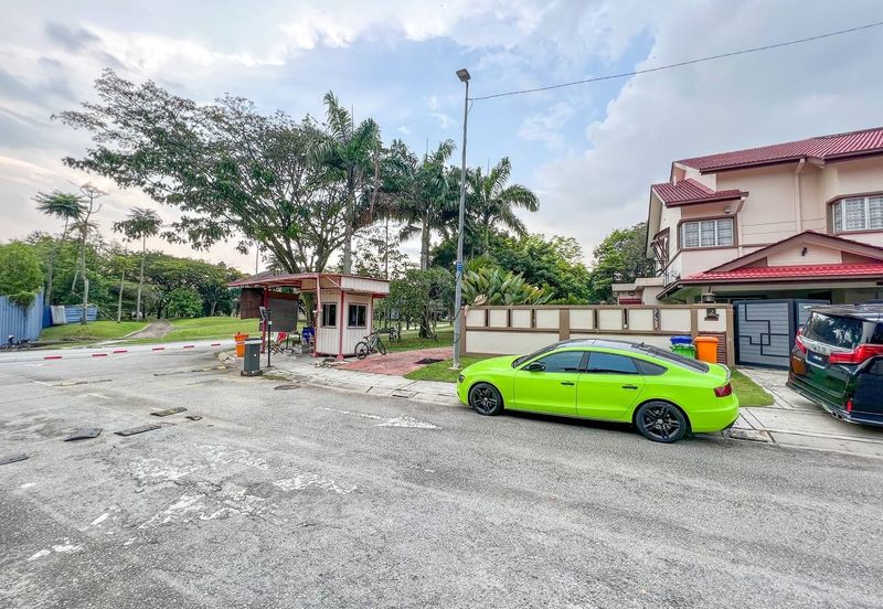 End Lot Double Storey @ Denai Alam