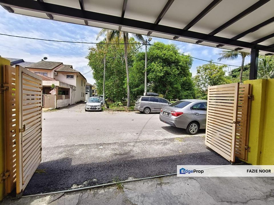 End Lot! Facing Open Lorong Seri Damak Taman Sri Andalas Klang, Selangor, Klang