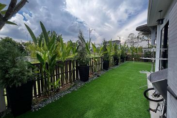 Isle of Botanica, Setia Eco Glades