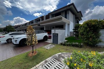 Isle of Botanica, Setia Eco Glades