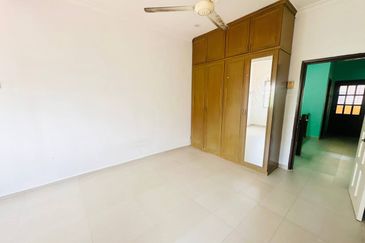 Renovated! Double Storey Terrace Seksyen 7 Bandar Baru Bangi