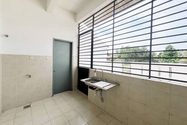 Facing Playground Termurah 2 Storey Superlink @ Taman Pinggiran