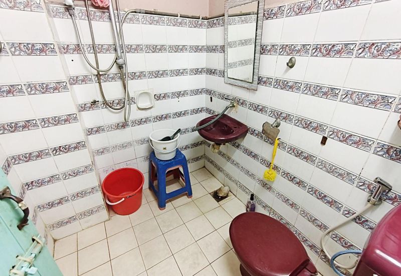 Fully Extended 2 Storey House @ Taman Selayang Indah Batu Caves