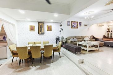 Fully Extended 2 Storey House @ Taman Selayang Indah Batu Caves