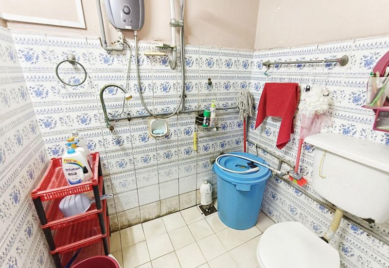 Fully Extended 2 Storey House @ Taman Selayang Indah Batu Caves