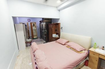 Fully Extended 2 Storey House @ Taman Selayang Indah Batu Caves