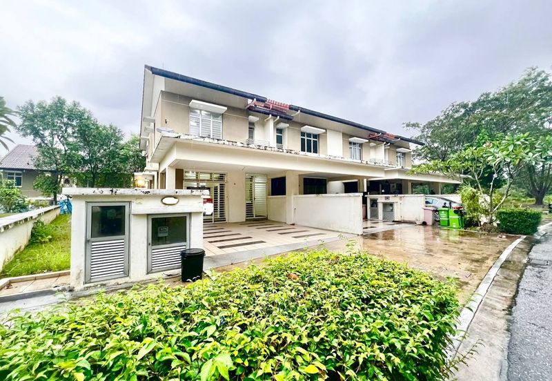End Lot Facing Open Double Storey Terrace @ Presint 14 Putrajaya