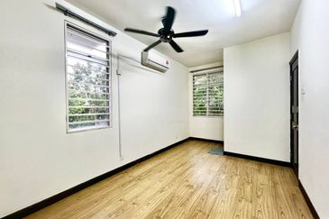 End Lot Facing Open Double Storey Terrace @ Presint 14 Putrajaya