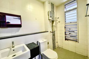 End Lot Facing Open Double Storey Terrace @ Presint 14 Putrajaya