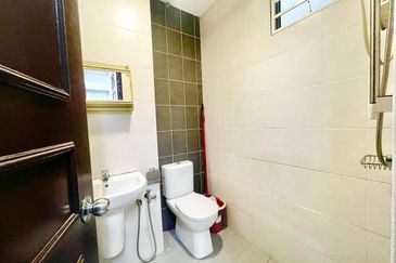 End Lot Facing Open Double Storey Terrace @ Presint 14 Putrajaya