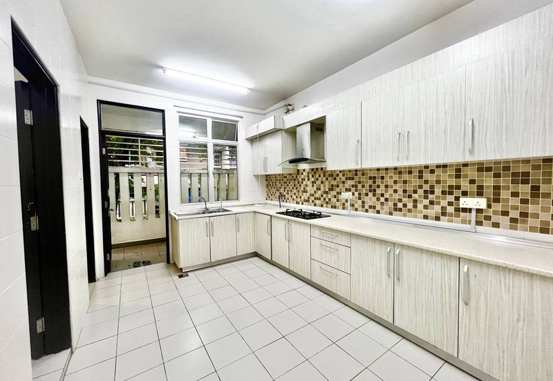 End Lot Facing Open Double Storey Terrace @ Presint 14 Putrajaya