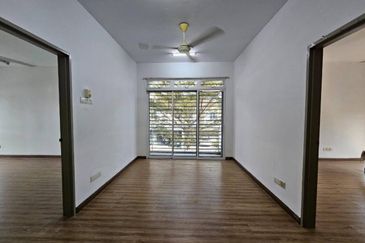 End Lot Facing Open Double Storey Terrace @ Presint 14 Putrajaya