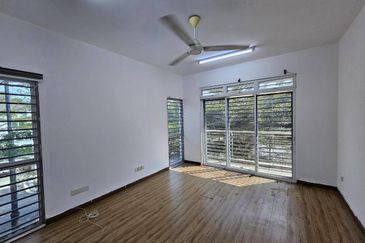 End Lot Facing Open Double Storey Terrace @ Presint 14 Putrajaya