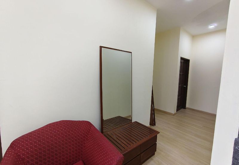 Fully Furnished 1 Storey Bungalow House  @ Jalan Kebun Shah Alam