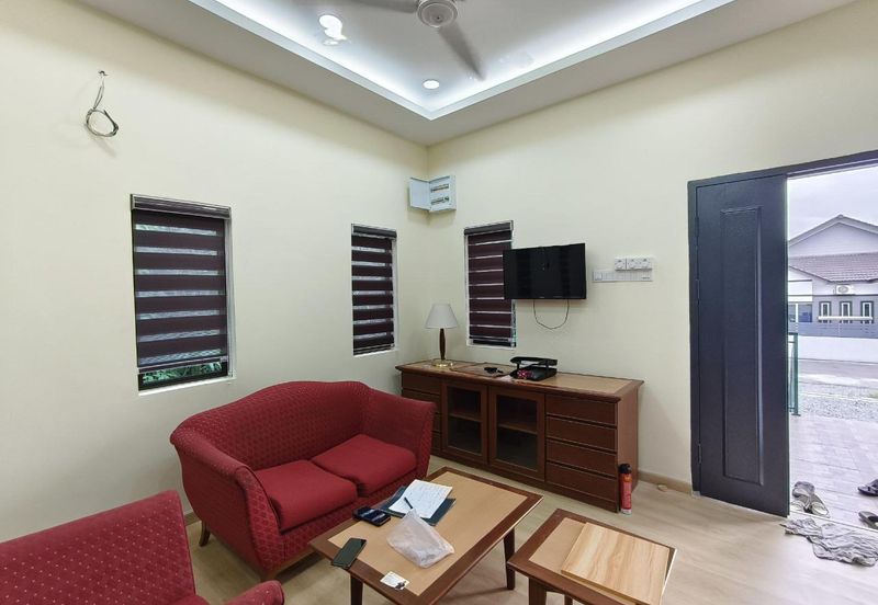 Fully Furnished 1 Storey Bungalow House  @ Jalan Kebun Shah Alam