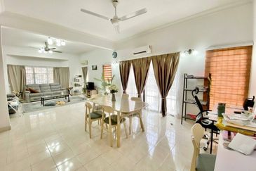 SPACIOUS Corner 2.5-Storey Terrace @ Superlink, Presint 16, Putrajaya