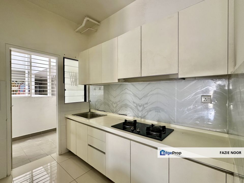 Residensi Hijauan (The Greens) Subang West Seksyen 22 Shah Alam Corner Lot, Selangor, Shah Alam