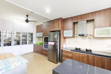 Double Storey Semi D-House @ SS4A Kelana Jaya 