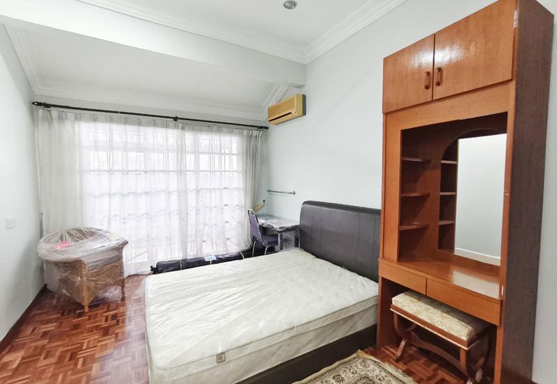 Double Storey Semi D-House @ SS4A Kelana Jaya 