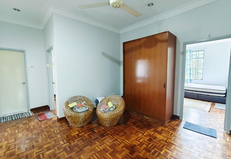 Double Storey Semi D-House @ SS4A Kelana Jaya 