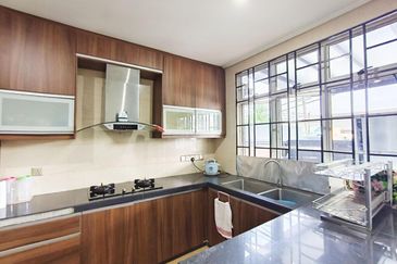 Double Storey Semi D-House @ SS4A Kelana Jaya 