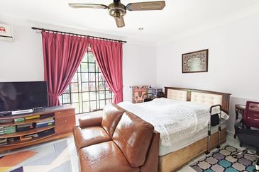 Double Storey Semi D-House @ SS4A Kelana Jaya 