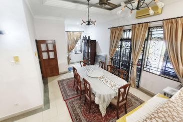 Double Storey Semi D-House @ SS4A Kelana Jaya 