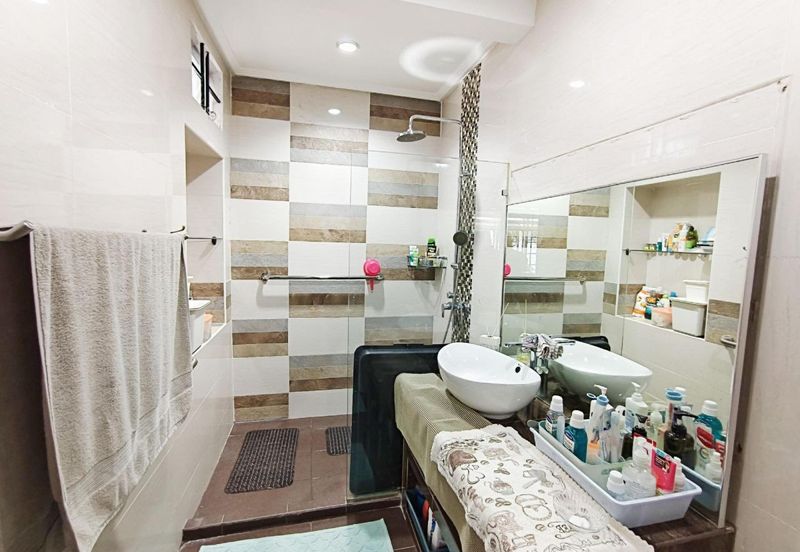 Double Storey Semi D-House @ SS4A Kelana Jaya 