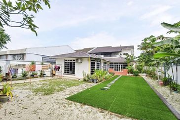 Double Storey Semi D-House @ SS4A Kelana Jaya 