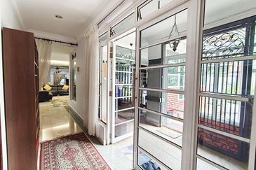 Double Storey Semi D-House @ SS4A Kelana Jaya 