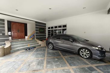 Double Storey Semi D-House @ SS4A Kelana Jaya 