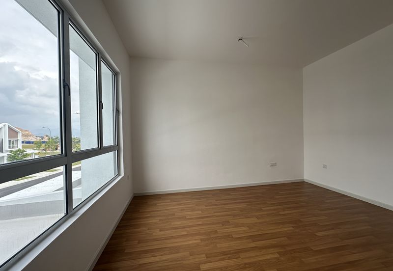 Aderyn Setia Alamsari Bangi Double Storey Terrace - Where Nature Welcomes You