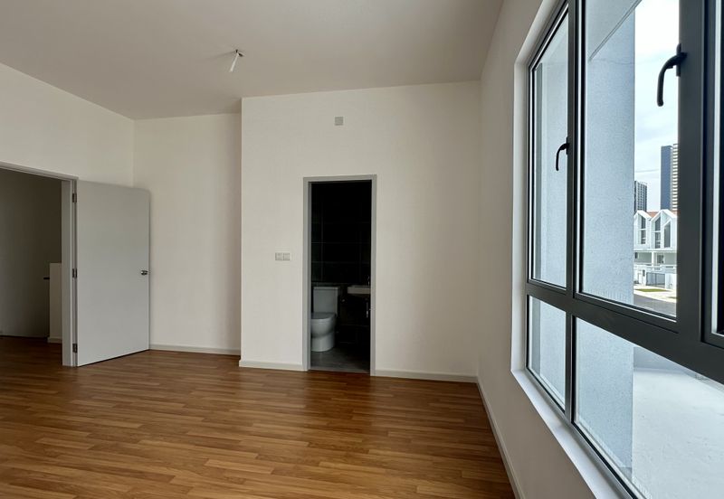 Aderyn Setia Alamsari Bangi Double Storey Terrace - Where Nature Welcomes You