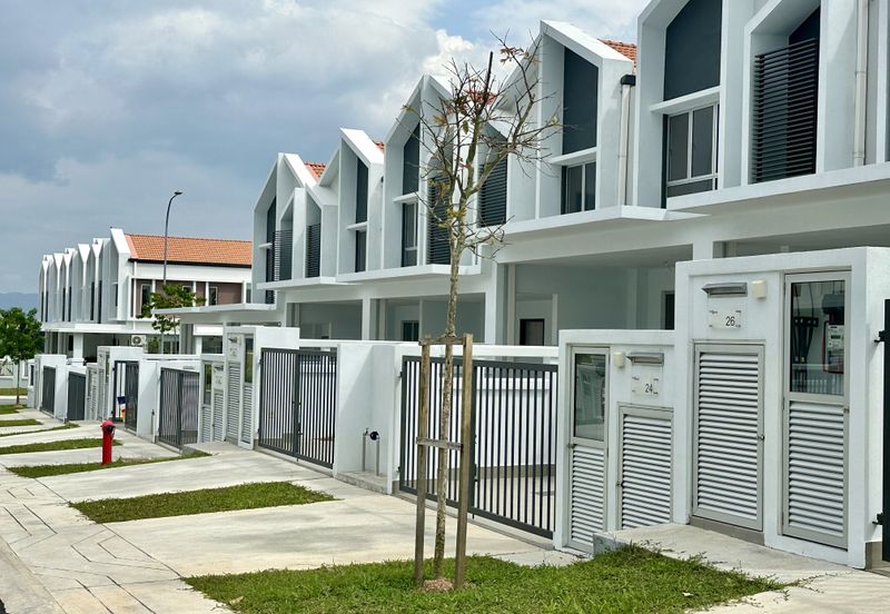 Aderyn Setia Alamsari Bangi Double Storey Terrace - Where Nature Welcomes You