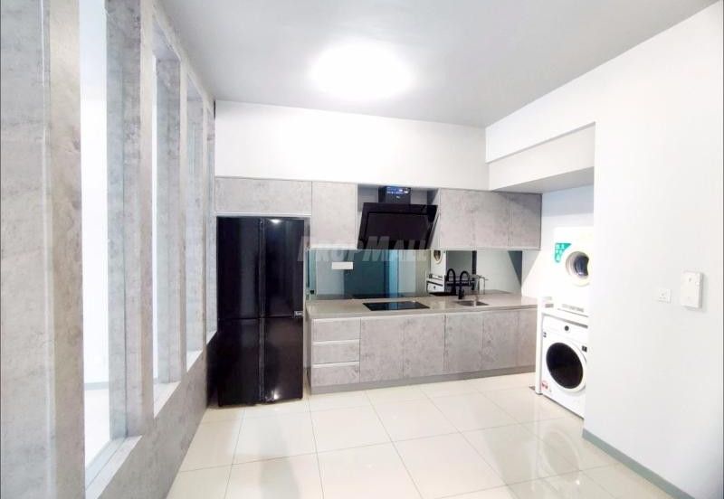 Renai Jelutong Residences