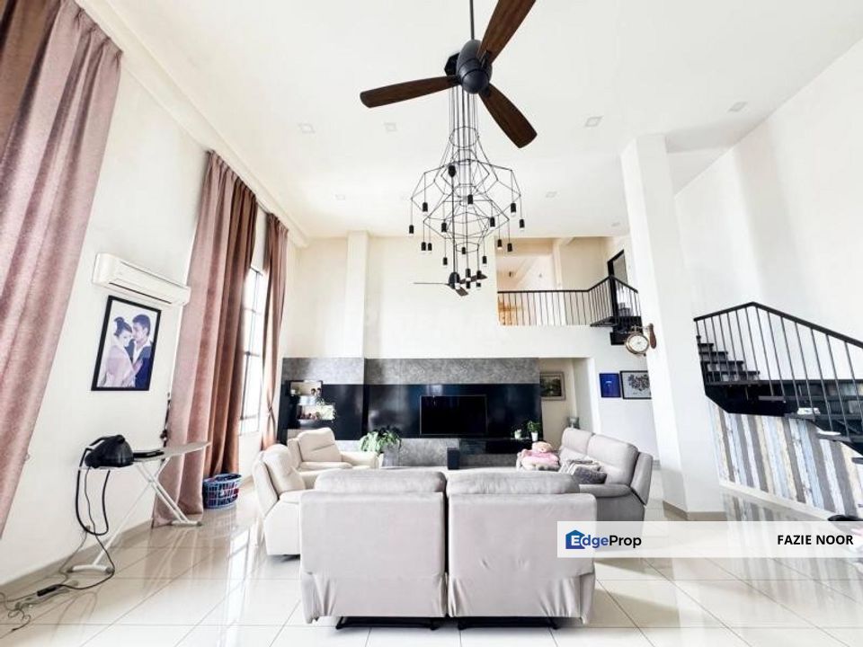 Corner Lot Penthouse, Partial Unit @ Indah Alam Condominium, Shah Alam, Selangor, Shah Alam