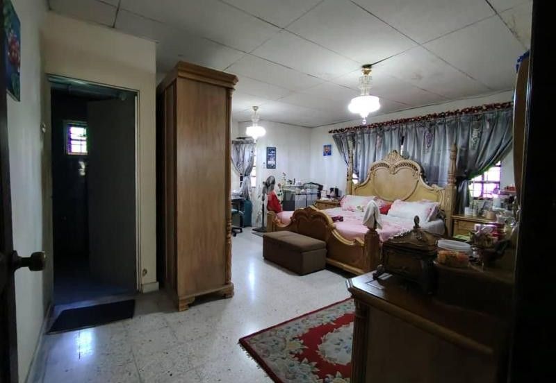 Fully Furnished Corner 2-Storey Bungalow @Jalan Jelutong Seksyen 3 Shah Alam
