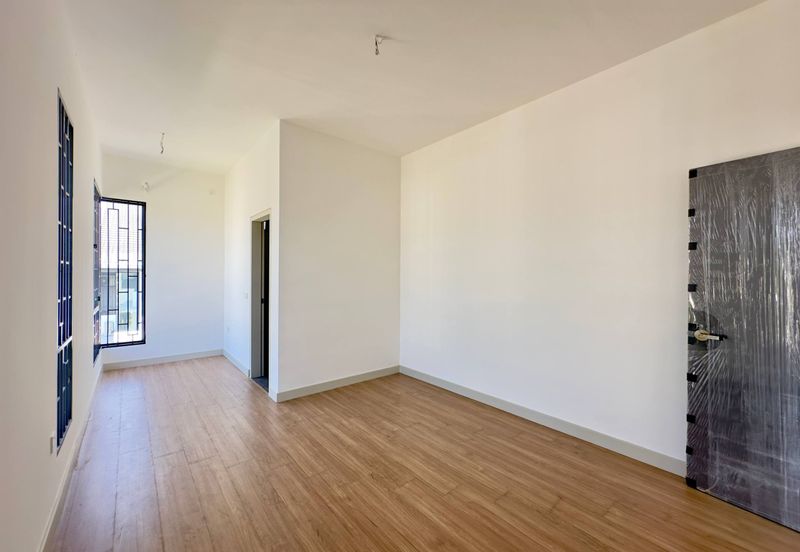 Elmina Green Three @ City of Elmina