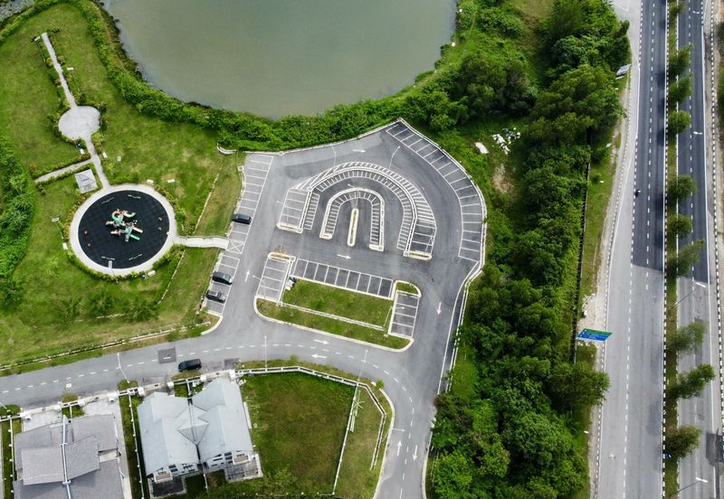 PKNS Seksyen 3 Bandar Baru Bangi Lake-Facing Two-and-a-Half-Storey Semi-D 