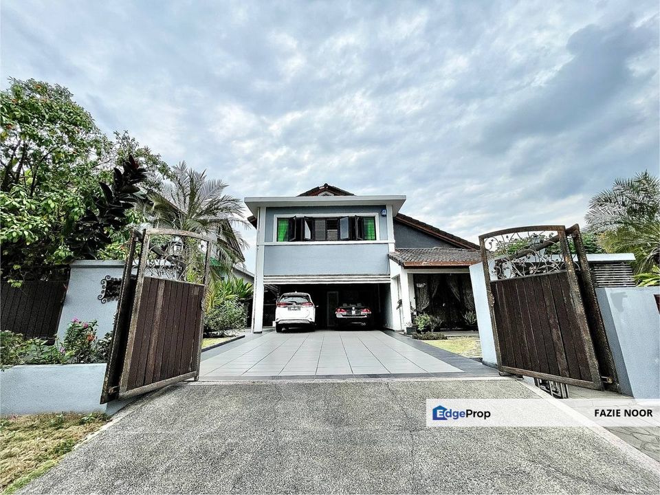 EXTENDED & RENOVATED BEAUTIFUL 2-Storey BUNGALOW UNIT!! @ Laman Permai, Subang Bestari, Shah Alam, Selangor, Shah Alam