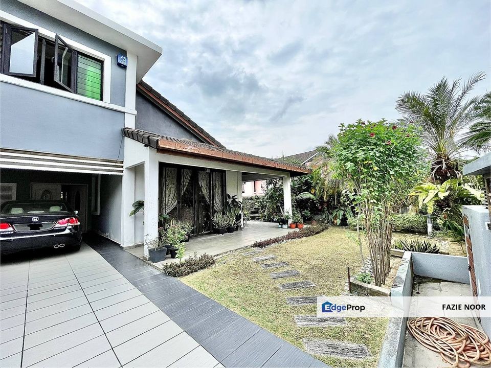 EXTENDED & RENOVATED BEAUTIFUL 2-Storey BUNGALOW UNIT!! @ Laman Permai, Subang Bestari, Shah Alam, Selangor, Shah Alam