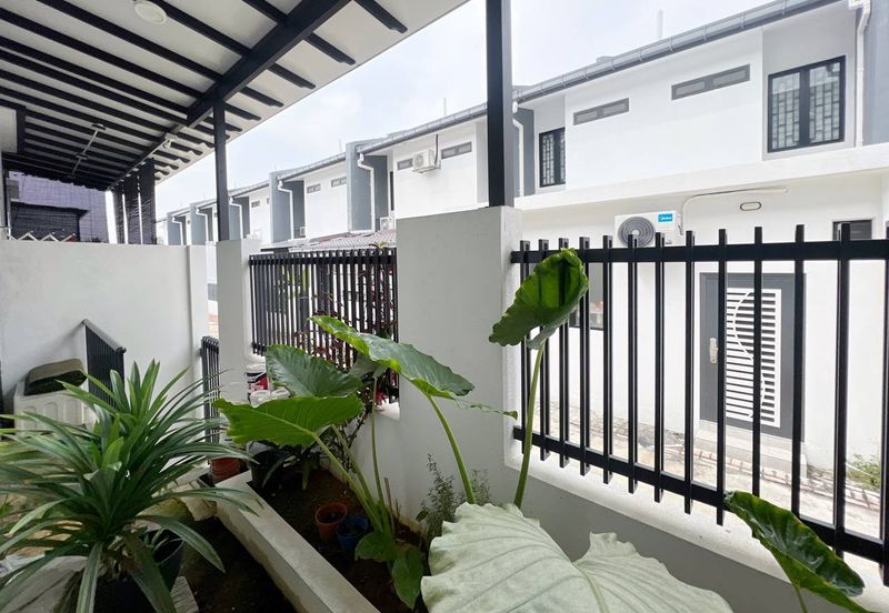 Elmina Green Three @ City of Elmina