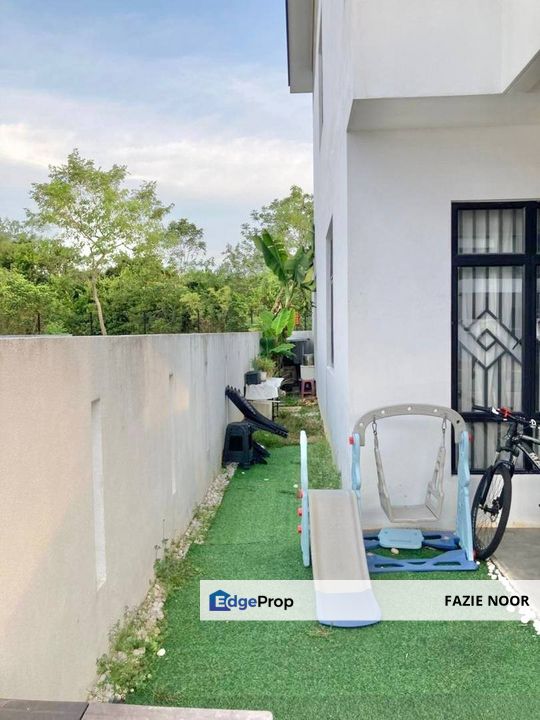 Myra Saujana, Dengkil, Kajang Selangor 2-Storey End Lot Fully Furnished For Sale !!!, Selangor, Kajang
