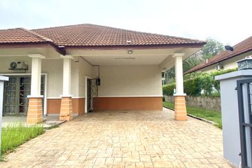 PARK AVENUE (SEREMBAN 2)