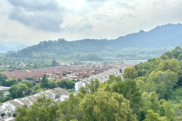 1 Harmonis Condominium @ Taman Harmonis Gombak for Sale