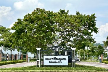 Monet Springtime @ Sunsuria City