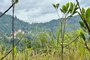 Bungalow Lot Berjaya Hills Resort Bukit Tinggi For Sale