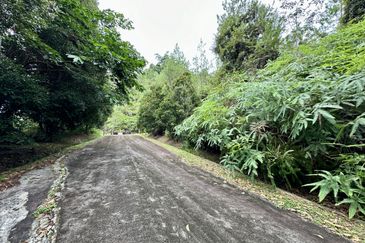 Bungalow Lot Berjaya Hills Resort Bukit Tinggi For Sale