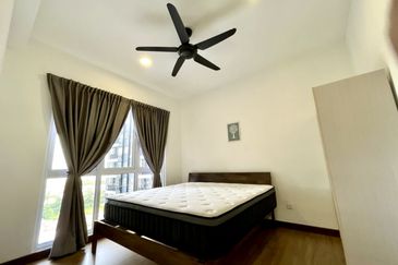 Pinnacle, Petaling Jaya